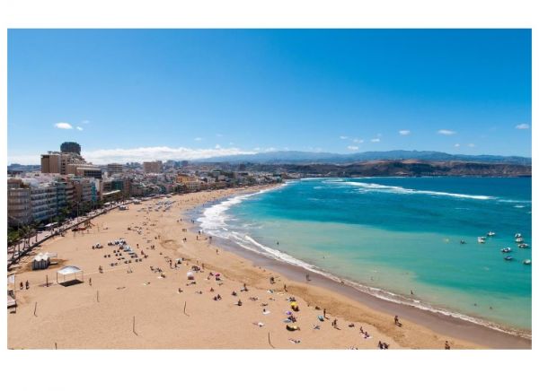 Las Canteras, tercera mejor playa de España 