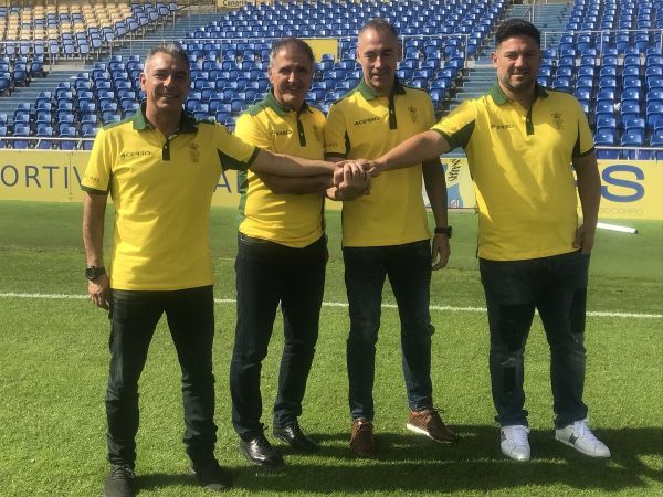 Polideportivo. Paco Herrera debuta en el banquillo de la UD Las Palmas