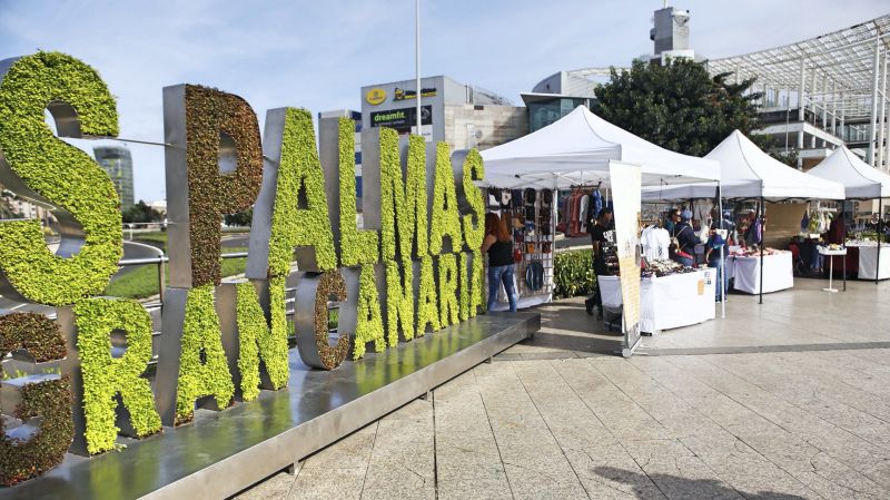 Los puestos de venta ambulante de Semana Santa vuelven a Las Palmas de Gran Canaria