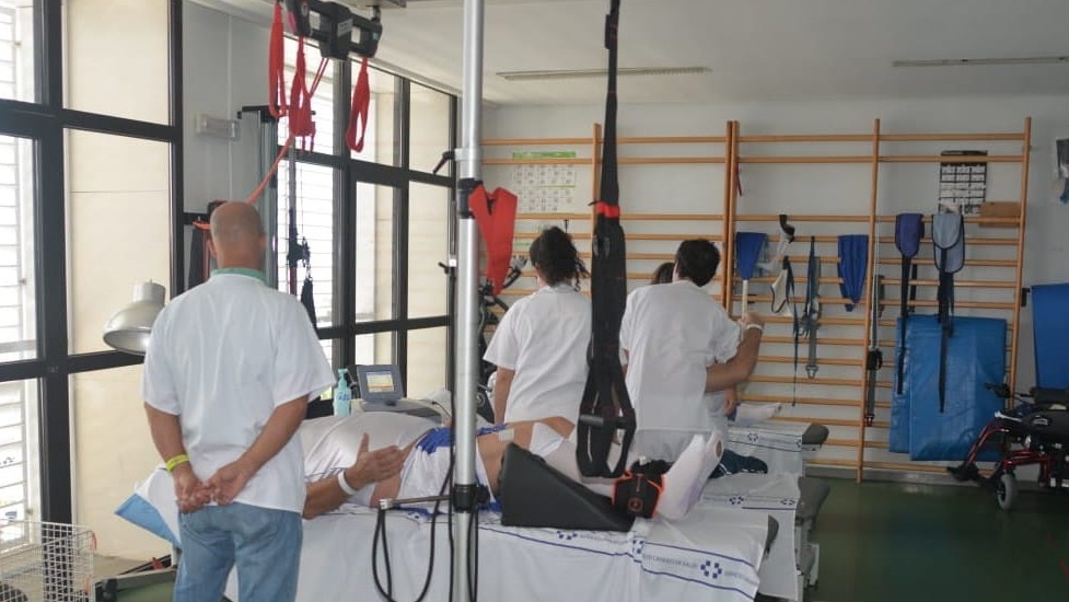 Cuidado con las zambullidas para evitar lesiones medulares