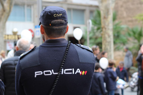 Detienen a 9 personas en Gran Canaria por ofrecer falsos contratos de trabajo a extranjeros