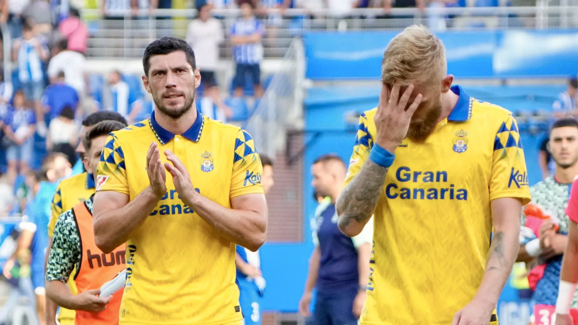 [2-0] : El Alavés supera a una UD Las Palmas con posesión y sin profundidad