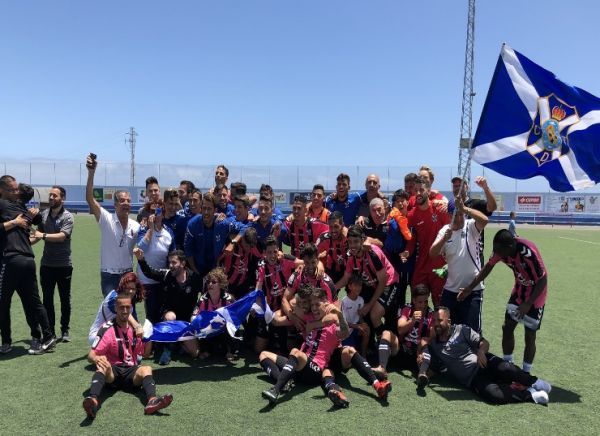 El CD Tenerife B se proclamó brillante Campeón del Grupo Canario de la Tercera División