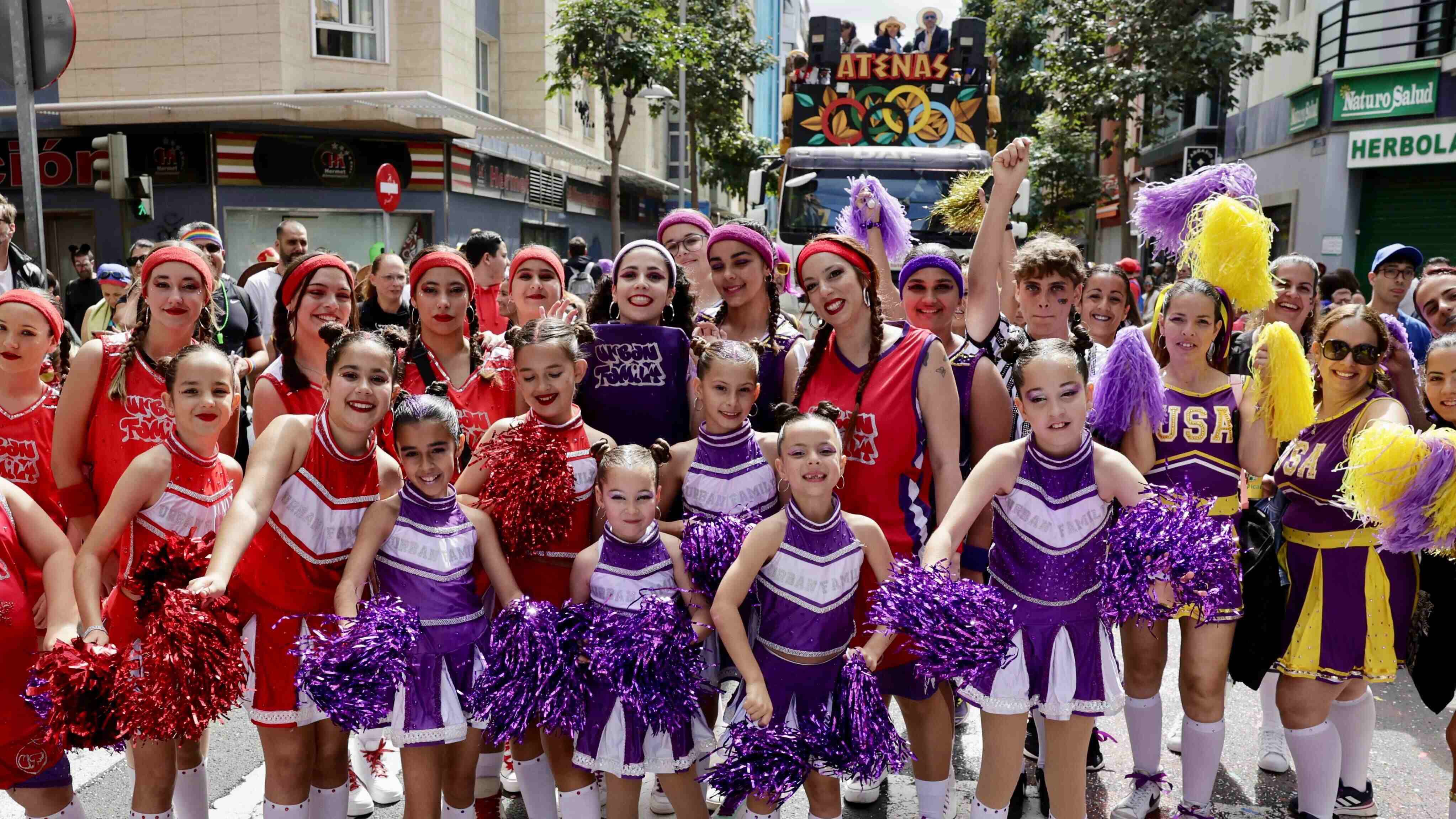 40.000 personas arropan a los mini olímpicos en la Cabalgata Infantil