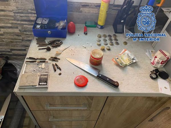 DESARTICULADO un 'supermercado' de DROGA en Vecindario
