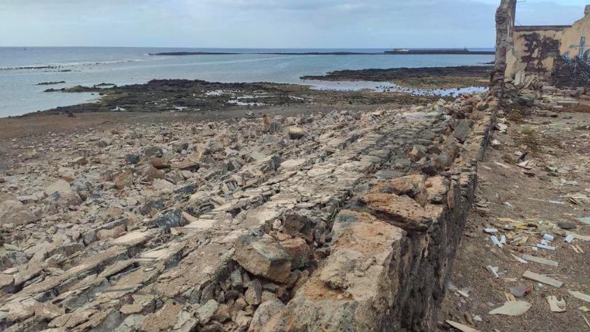 Localizan un cadáver bajo los escombros de un derrumbe en Lanzarote