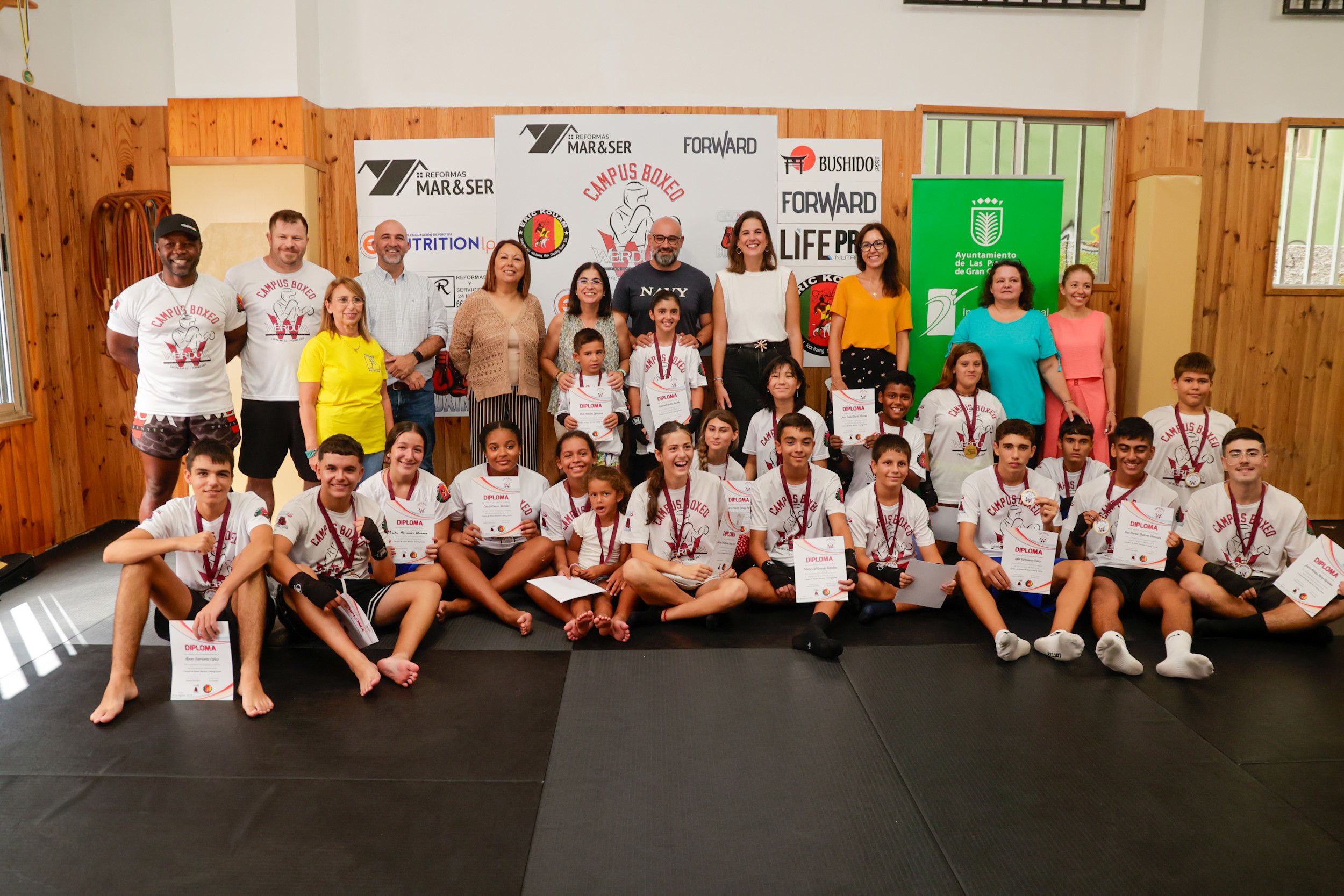 Clausurado con éxito eI I Campus de iniciación al Boxeo