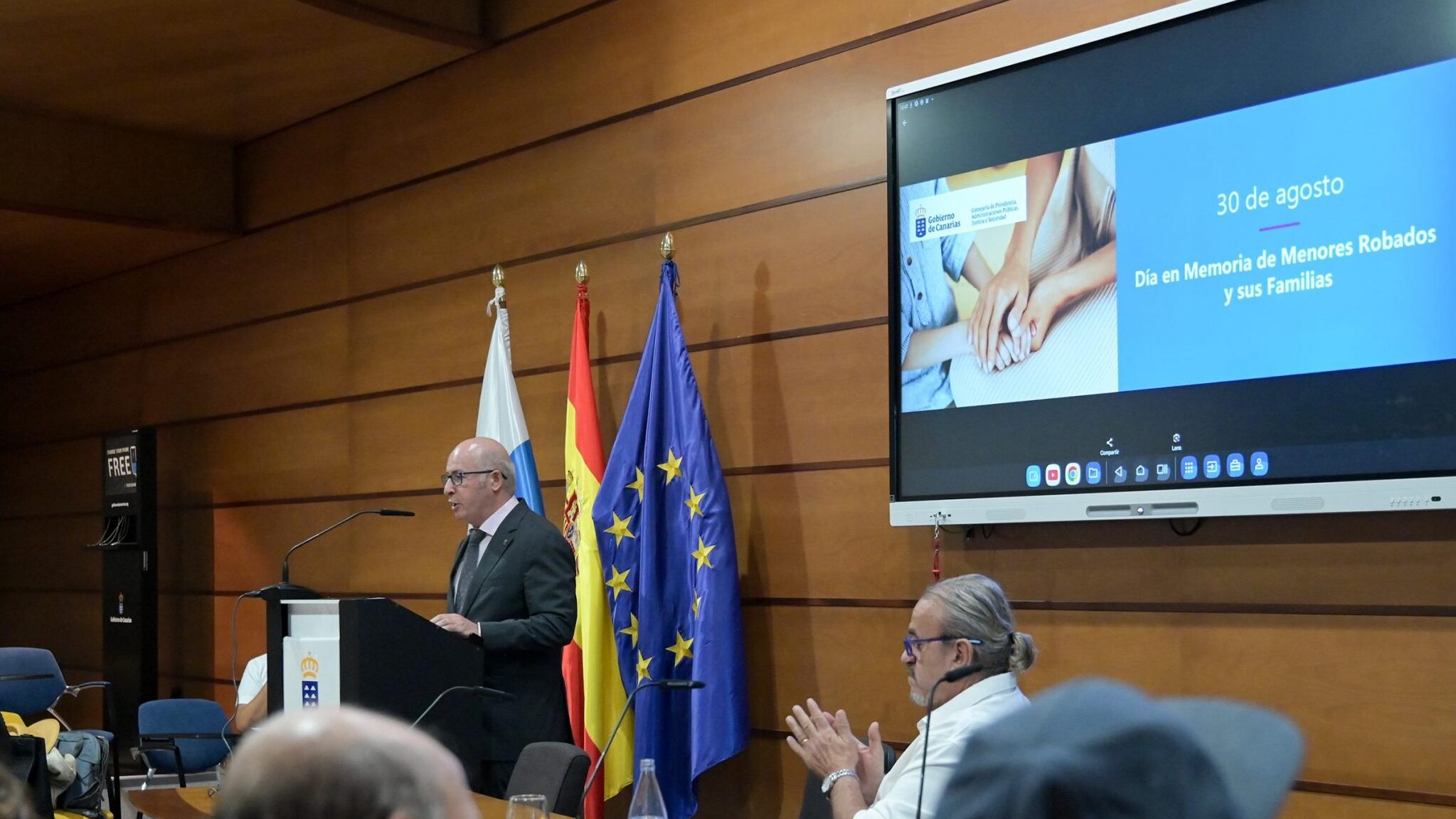 El Gobierno de Canarias conmemora el Día en Memoria de los menores robados y sus familias