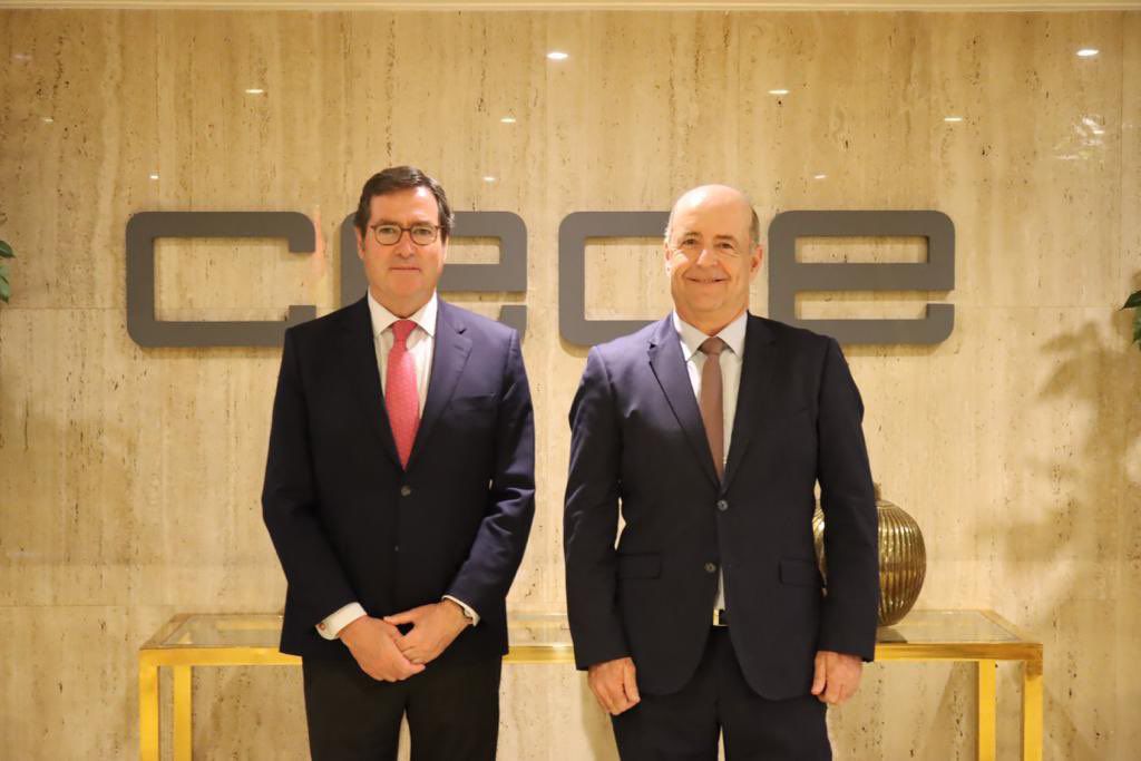 CCE y CEOE  forman un frente común e instan al Gobierno regional a bajar impuestos y gasto público