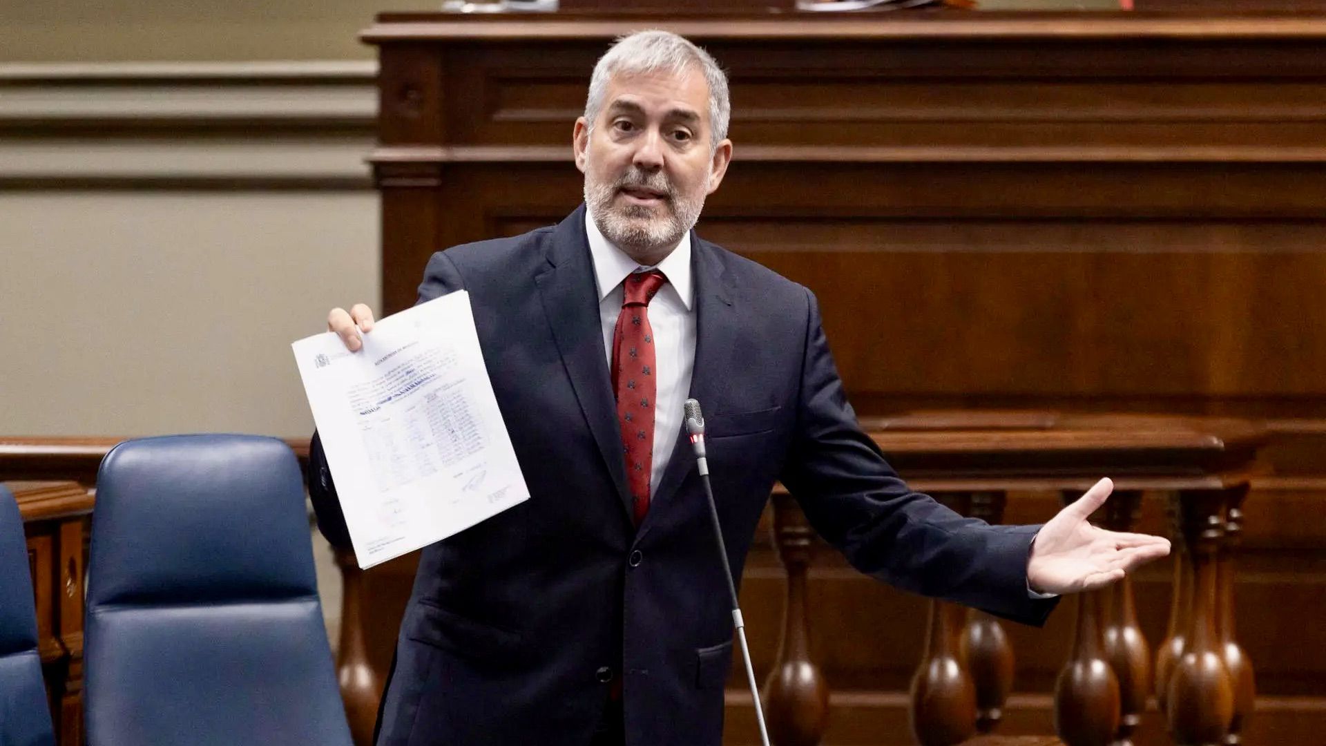 Clavijo acusa al Gobierno de España de no querer arreglar el problema migratorio canario