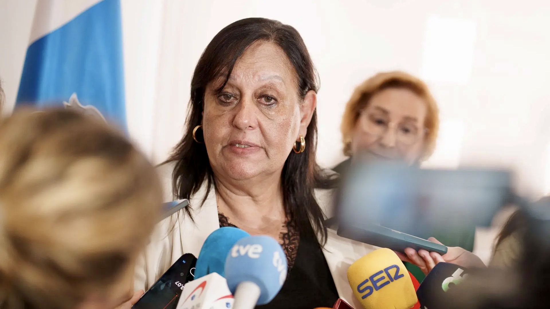 La Fiscalía señala a las personas en los malos tratos a menores migrantes y excluye la saturación