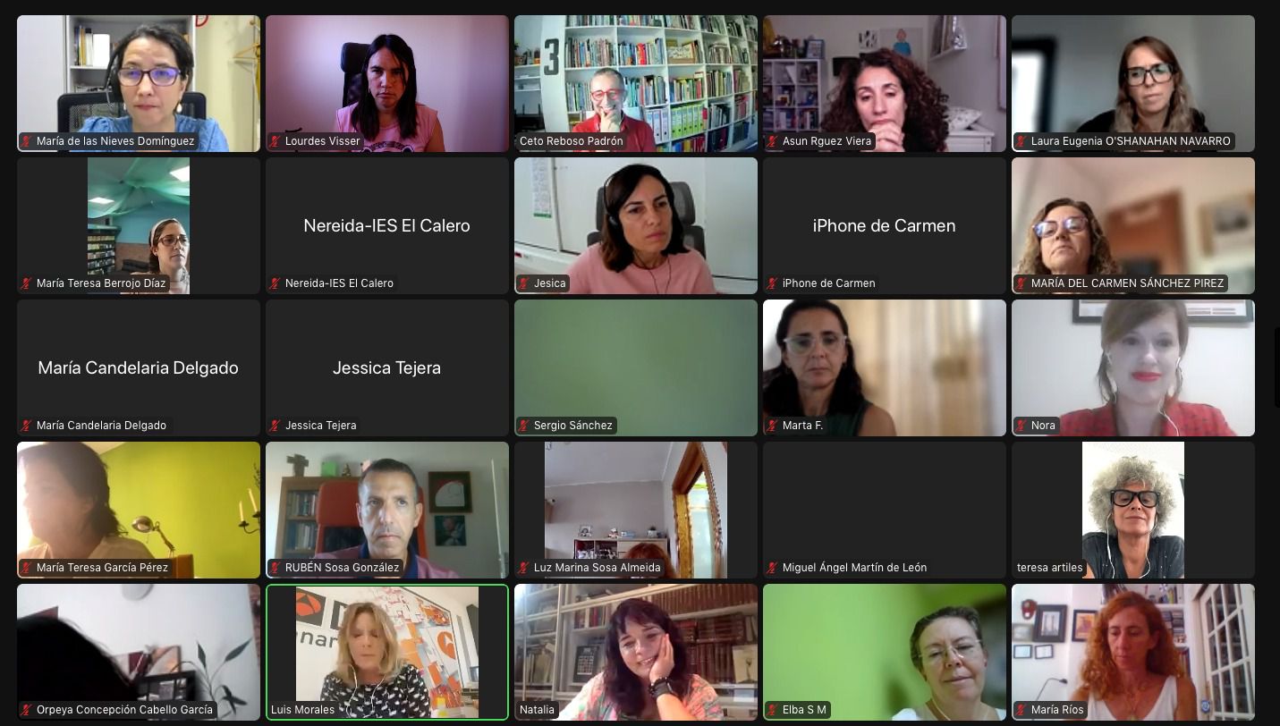 Los medios de comunicación y la comunidad escolar se citan virtualmente