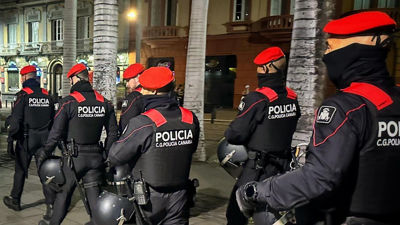 La Policía Autonómica activa un operativo especial para 26 actos de Carnaval en seis islas