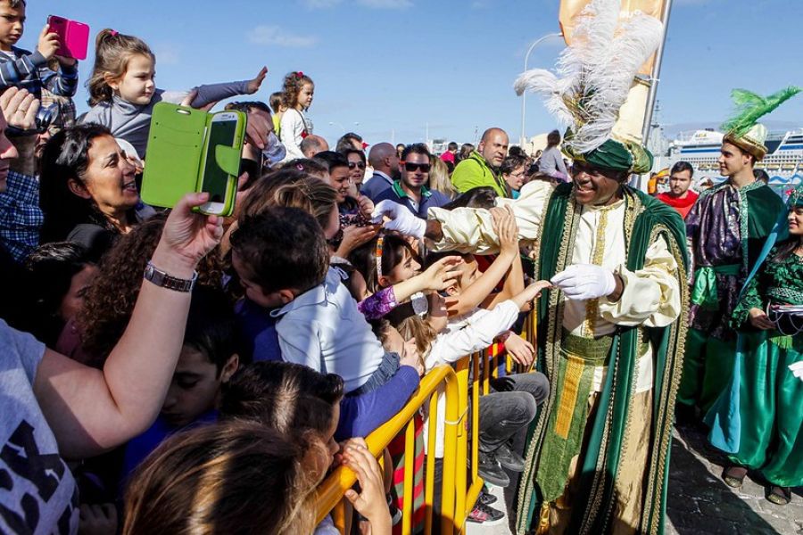 Guaguas Municipales ofrece este jueves un despliegue especial por la víspera del Día de Reyes