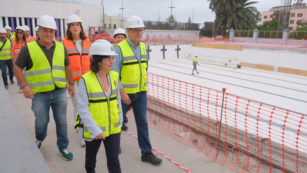 Las obras de mejora en las piscinas del Complejo Deportivo Julio Navarro finalizarán en octubre