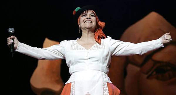 Solistas de todas las islas rinden tributo a Mary Sánchez en Teror