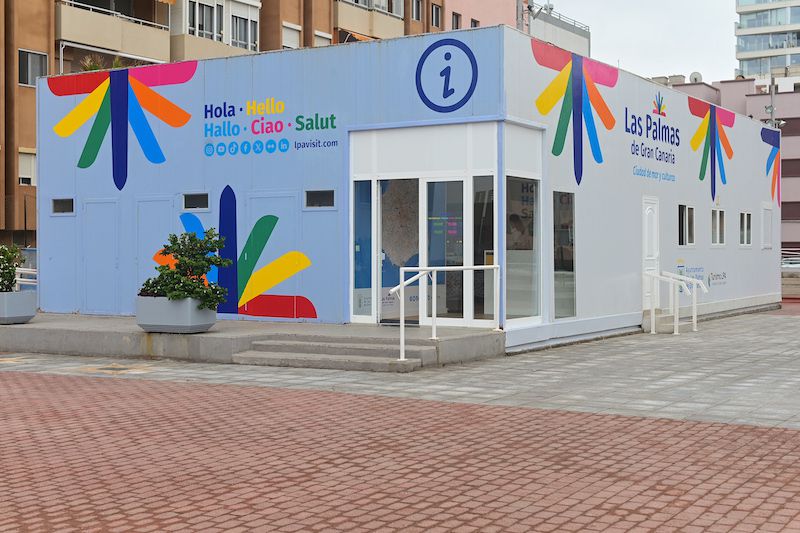 Dos nuevas oficinas de atención turística en el Paseo de Las Canteras