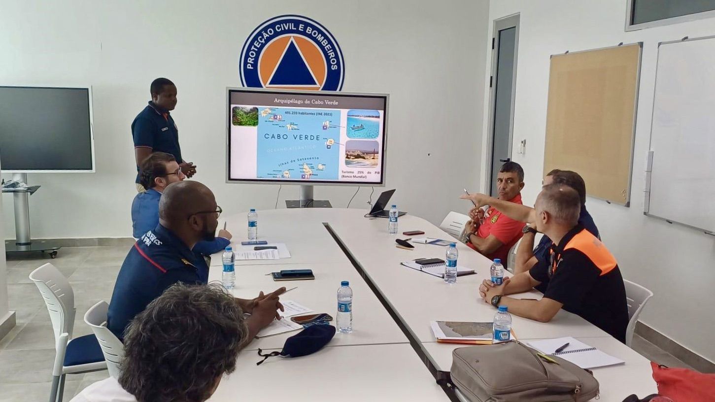 Las Palmas de Gran Canaria desarrolla en Praia un proyecto de cooperación en materia de seguridad