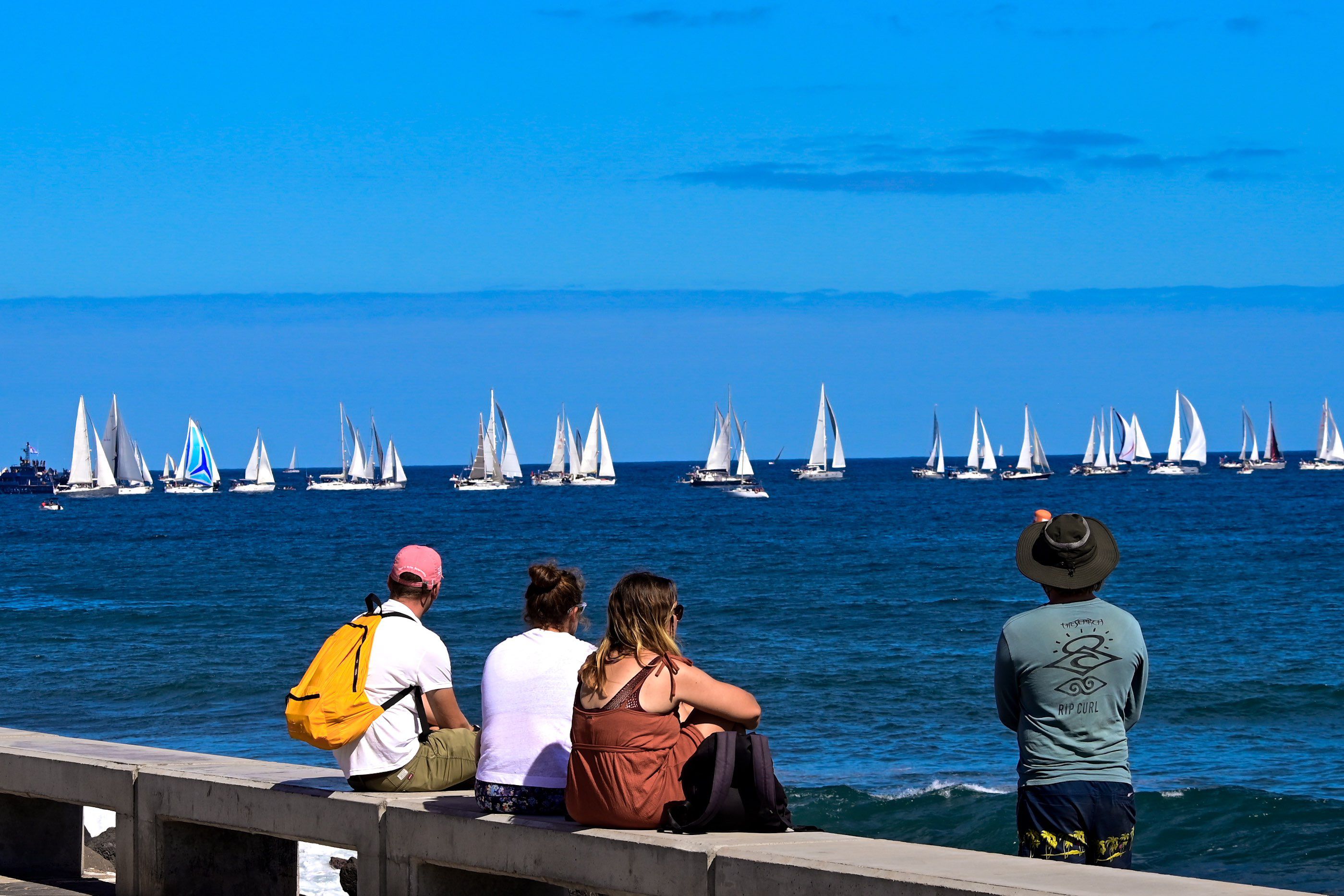 La regata ARC Plus abandona el Muelle Deportivo