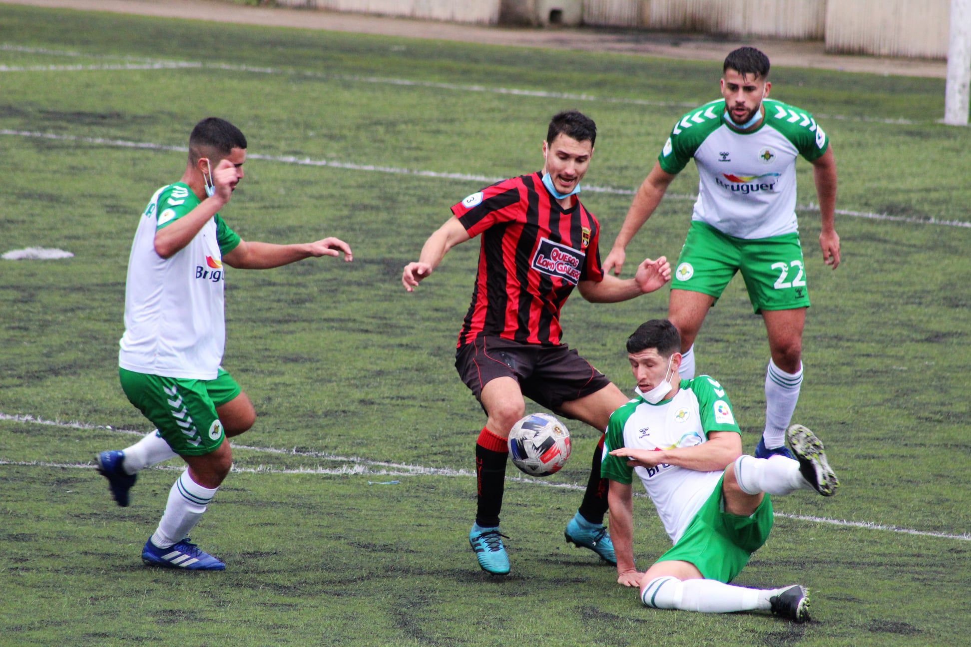 UD Villa de Santa Brígida y Unión Viera se miden esta noche en duelo grancanario en Los Olivos 