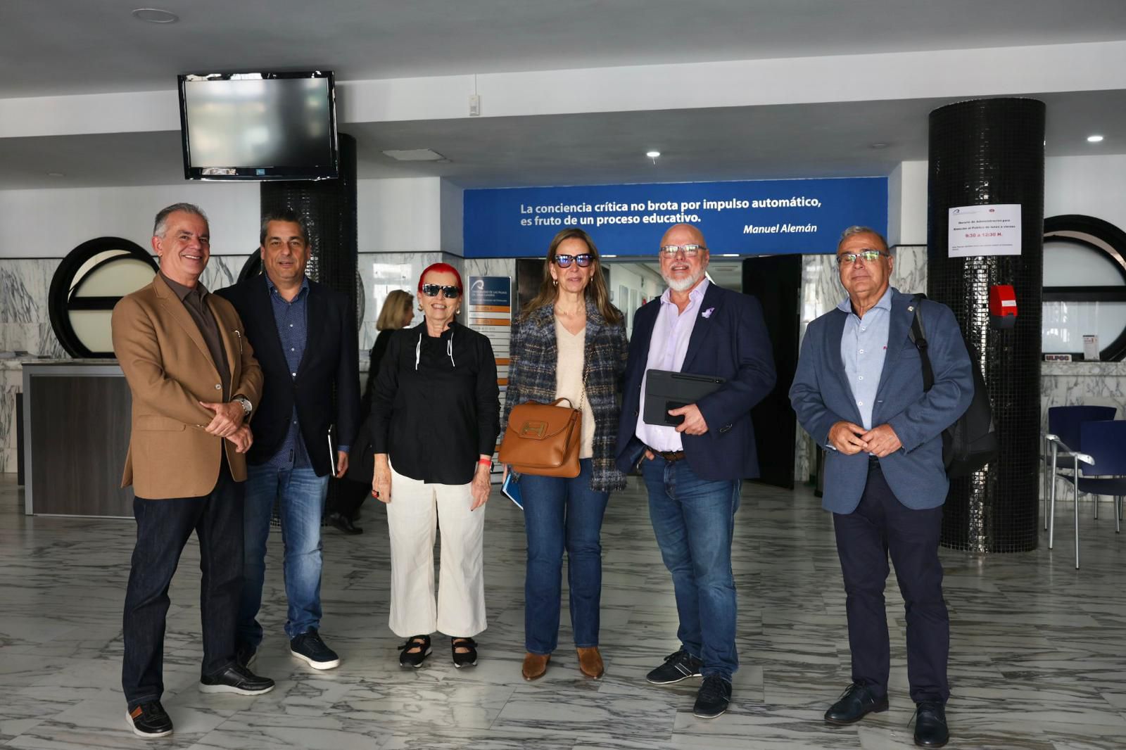 La Facultad de Ciencias de la Educación recibe la visita del Consejo Social