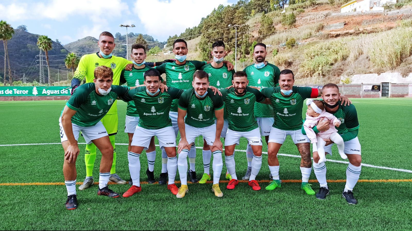 La UD Teror busca sus primeros puntos en el Pino ante el imbatido Universitario CF