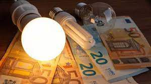 El precio la electricidad bajará durante los próximos 12 meses de los más de 200 euros actuales el MWh al entorno de los 130