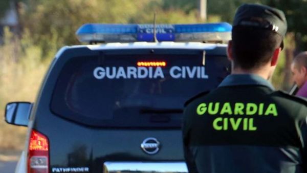 Detienen a dos trabajadores de ambulancias por cuatro delitos de abusos sexuales en Gran Canaria