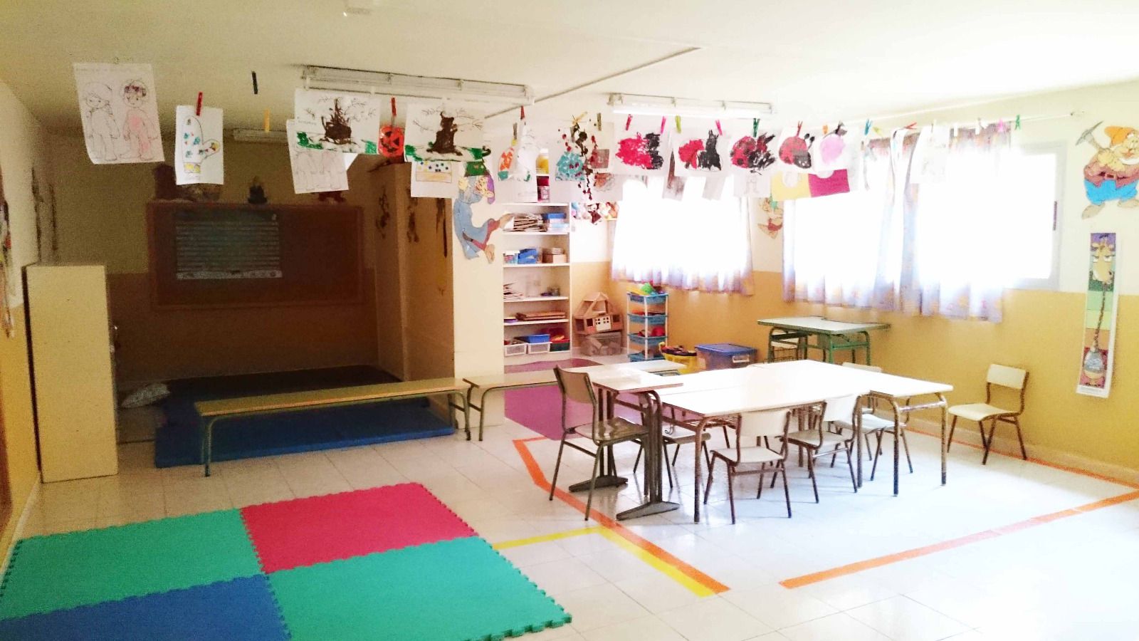 El CEIP El Tablero propuso una adaptación para que el alumno con necesidades especiales viajara