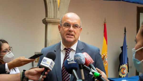 La Delegación del Gobierno en Canarias informa de que los inmigrantes se fueron a Tenerife 