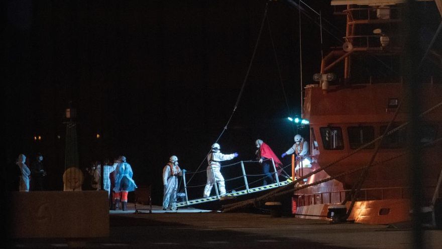 Salvamento rescata y conduce a Fuerteventura y Gran Canaria a 171 personas