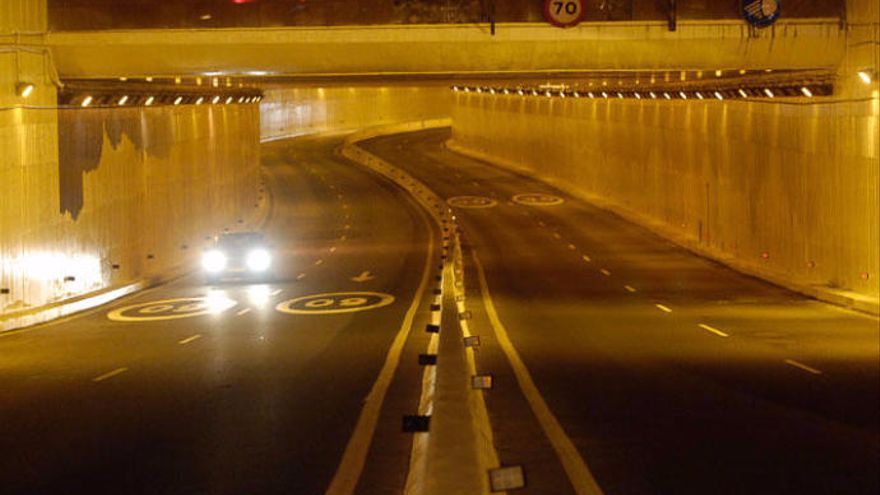 Comienzan las tareas de revestimiento de interior del túnel de Julio Luengo con paneles de aluminio 