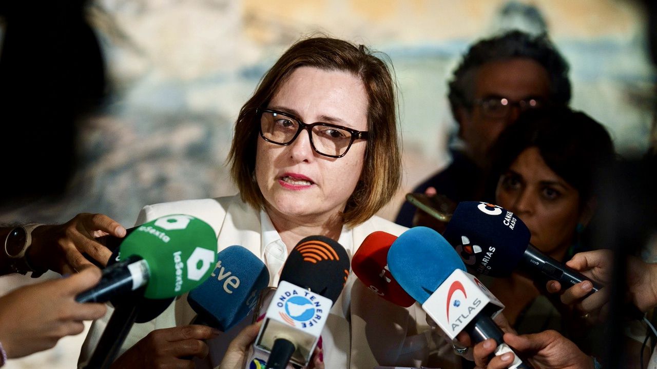El Gobierno de Canarias exige un decreto ley “ya” para aliviar su red de acogida de menores
