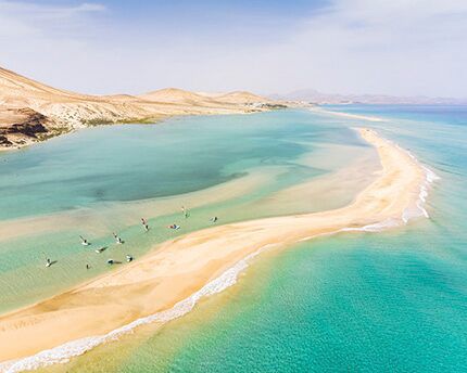 Las playas canarias de Sotavento (Fuerteventura) y Las Canteras (Gran Canaria), entre las mejores de Europa