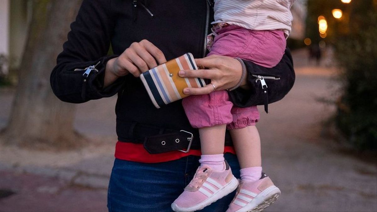 La población en riesgo de pobreza o exclusión social aumentó en Canarias al 37,8 % en 2021