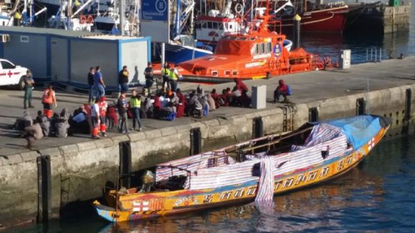 122 inmigrantes llegan a Canarias en cuatro embarcaciones durante la madrugada