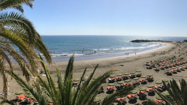 Las playas de Las Burras y El Cochino vuelven a ser aptas para el baño