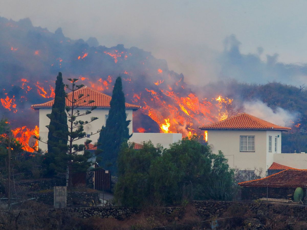 No son 400 ni 500 millones. Los daños del volcán de La Palma, de momento, están en 906 millones