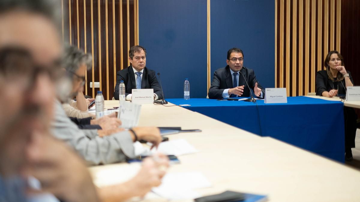 Según la previsión del BBVA, Canarias crecerá este año un 2,8% este año y creará 69.000 empleos hasta 2024