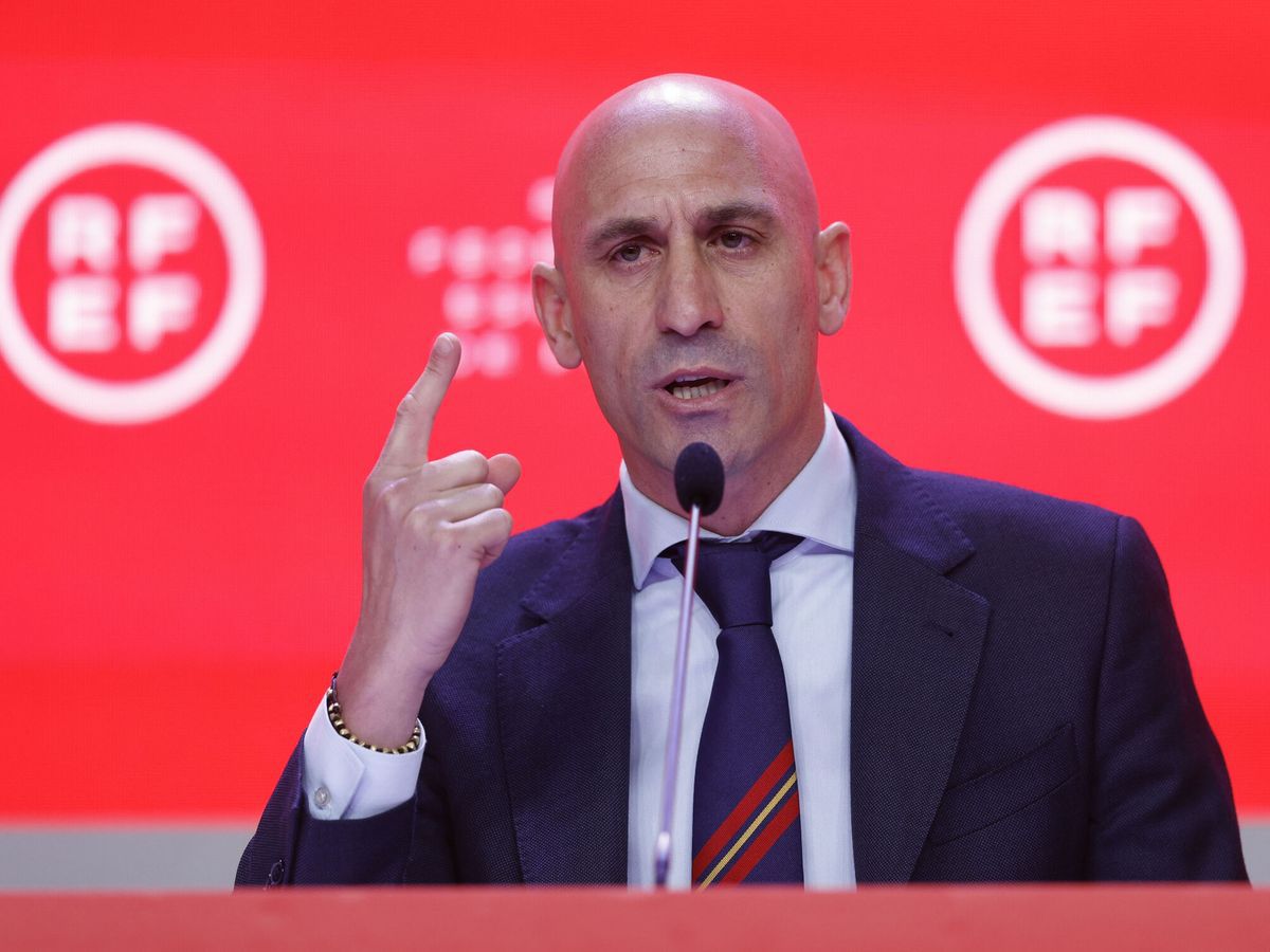 Rubiales no dimite como presidente de la RFEF