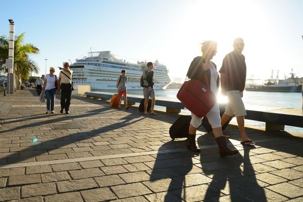 Las Palmas encabeza la llegada de cruceristas con 836.941 pasajeros en el primer cuatrimestre, un 16,21% más
