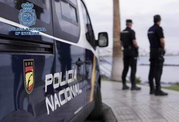 Dos detenidas por agredir con piedras y una botella de cristal al vigilante del parque de Las Rehoyas