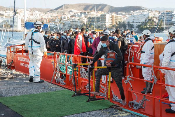 Delegado del Gobierno en Canarias anuncia la creación de una infraestructura de acogida de inmigrantes en Barranco Seco