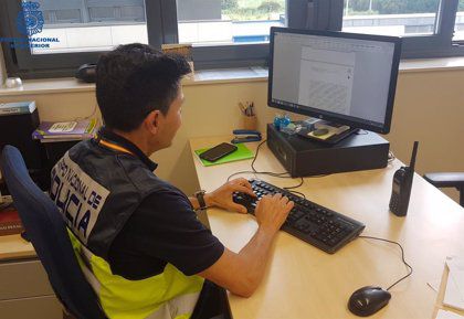 Detenido tras robarle 1.700 euros a una mujer que salía de un cajero automático