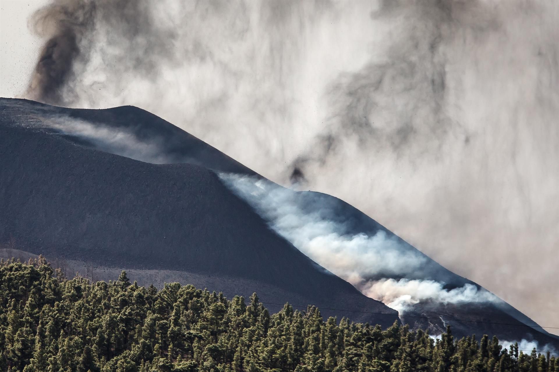 Un terremoto de 4,8 se deja sentir en La Palma, Tenerife, La Gomera y El Hierro