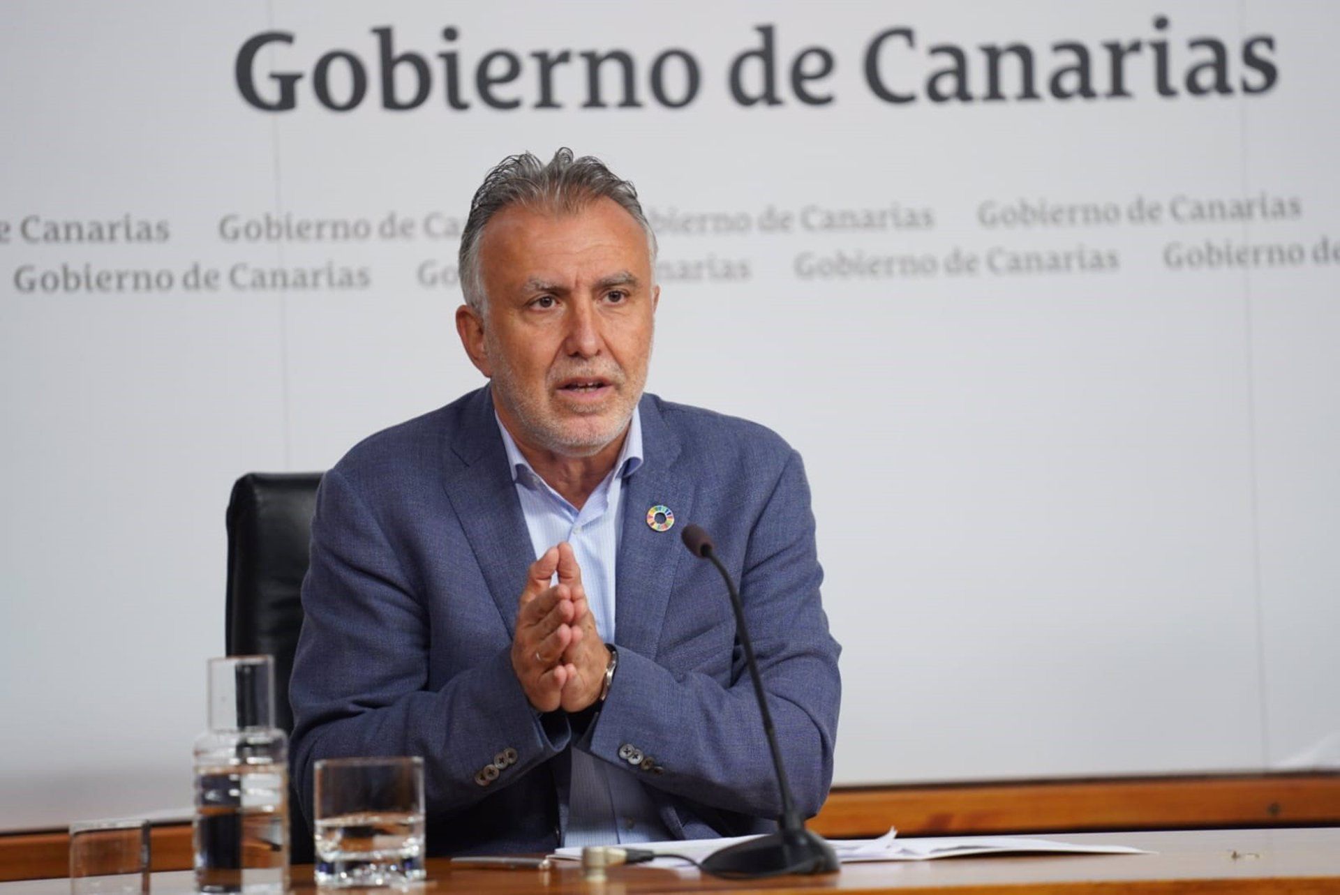 Ángel Víctor Torres cree que se aproxima el pico de la sexta ola
