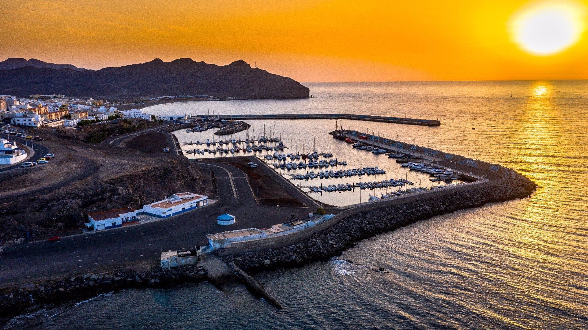 El tiempo estable se impondrá desde el Jueves Santo con temperaturas que alcanzarán los 30ºC en el sur y Canarias
