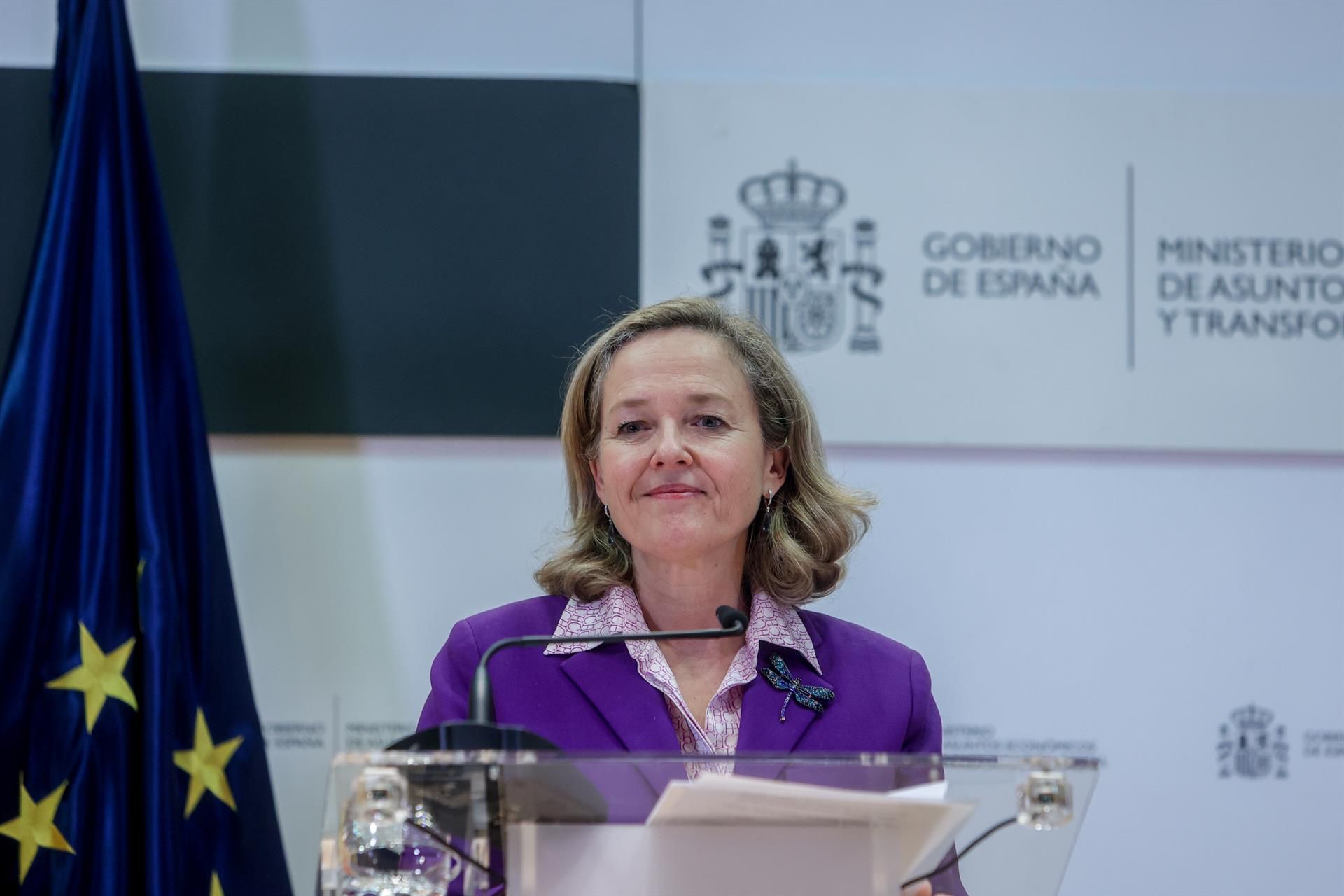 Calviño destaca que la OCDE revise al alza el crecimiento de España