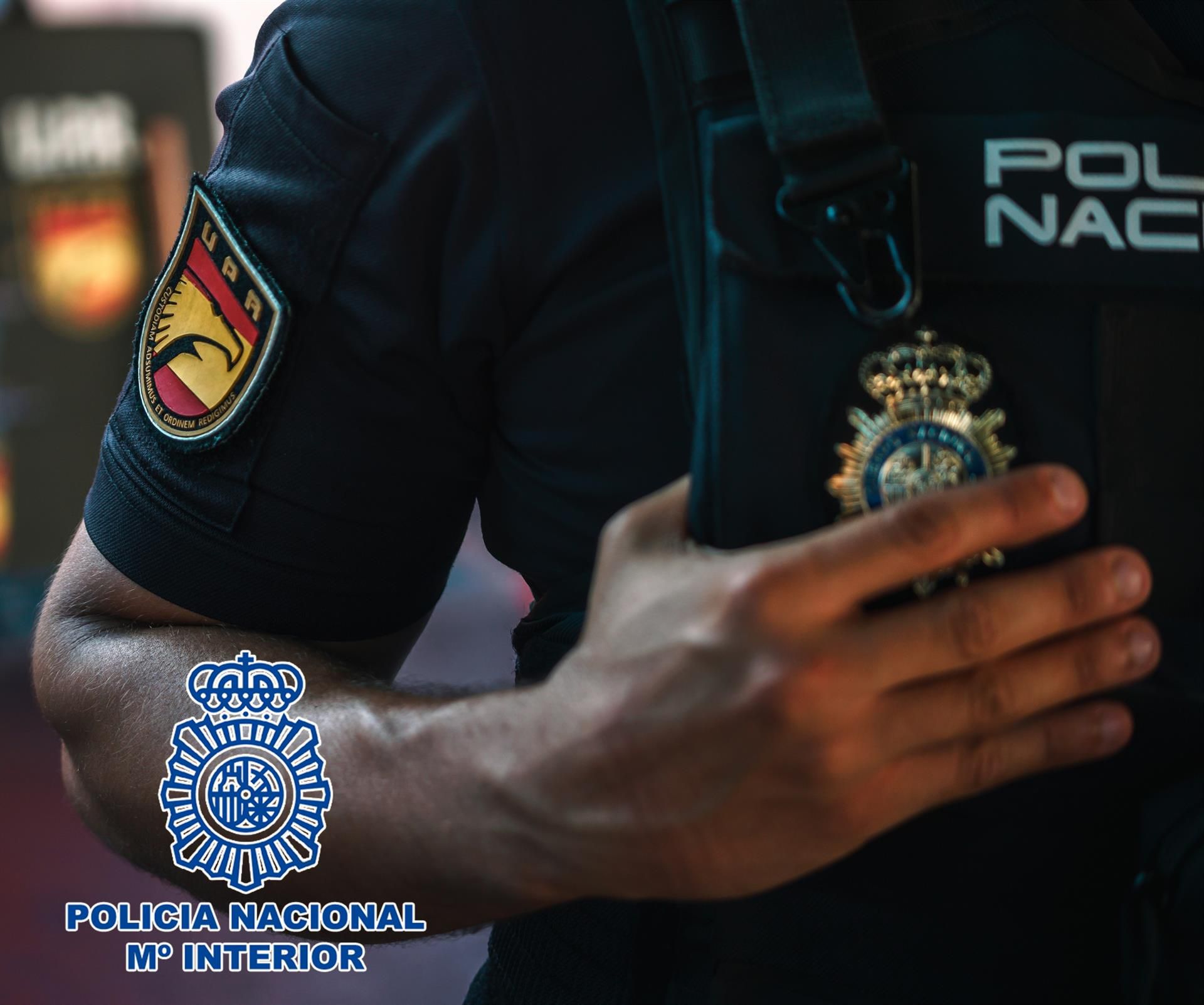 Interceptan un barco de ganado con cocaína en aguas cercanas a Canarias