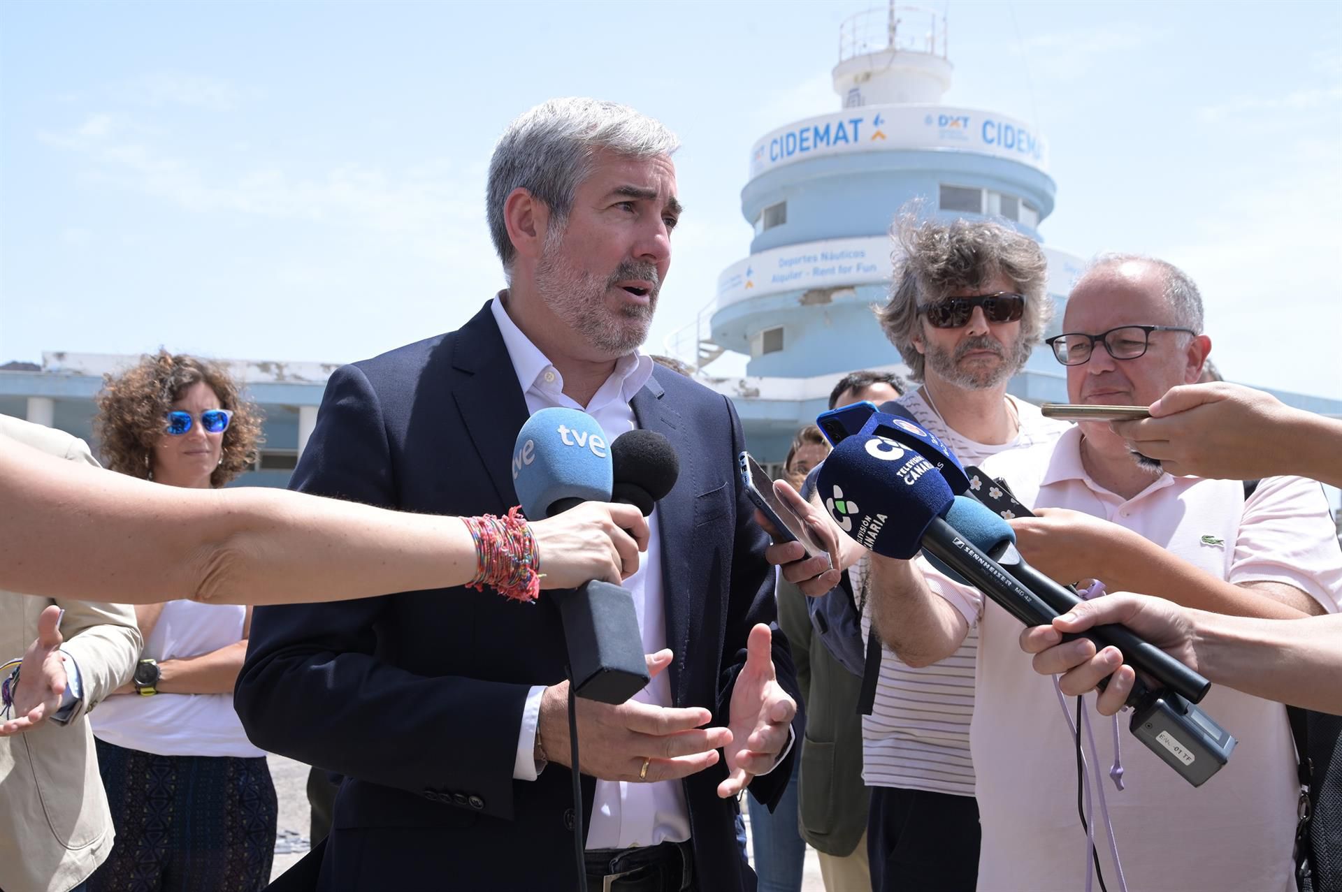 El presidente de Canarias denuncia una 
